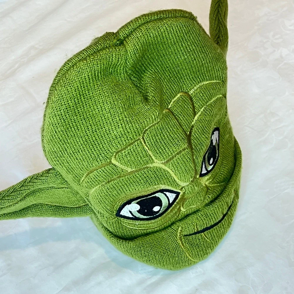 Star Wars Yoda‎ Beanie Hat Knit Green Embroidered Eyes Ears One Size Fits All
